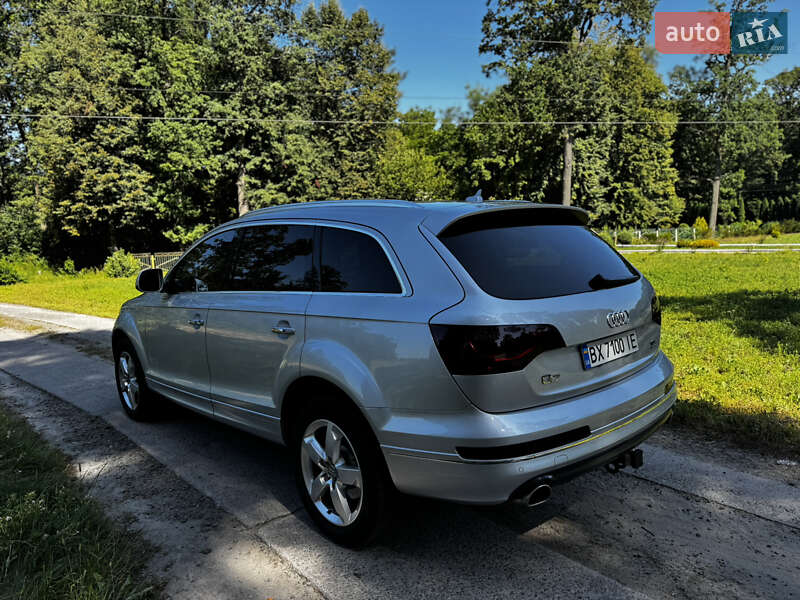 Внедорожник / Кроссовер Audi Q7 2015 в Хмельницком