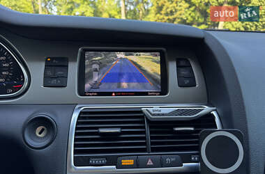 Внедорожник / Кроссовер Audi Q7 2015 в 