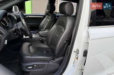 Внедорожник / Кроссовер Audi Q7 2014 в 