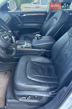 Внедорожник / Кроссовер Audi Q7 2013 в 
