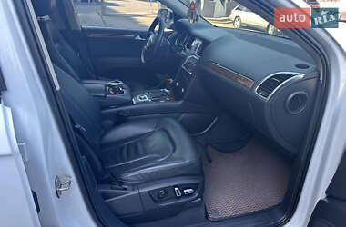 Внедорожник / Кроссовер Audi Q7 2013 в 