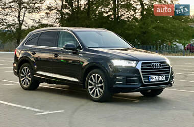 Позашляховик / Кросовер Audi Q7 2018 в Одесі