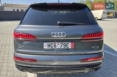 Внедорожник / Кроссовер Audi Q7 2021 в 