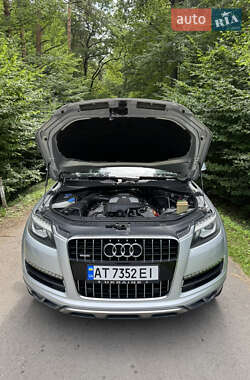 Внедорожник / Кроссовер Audi Q7 2013 в 