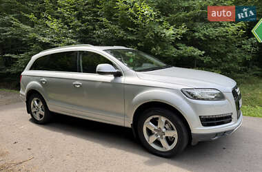 Внедорожник / Кроссовер Audi Q7 2013 в 