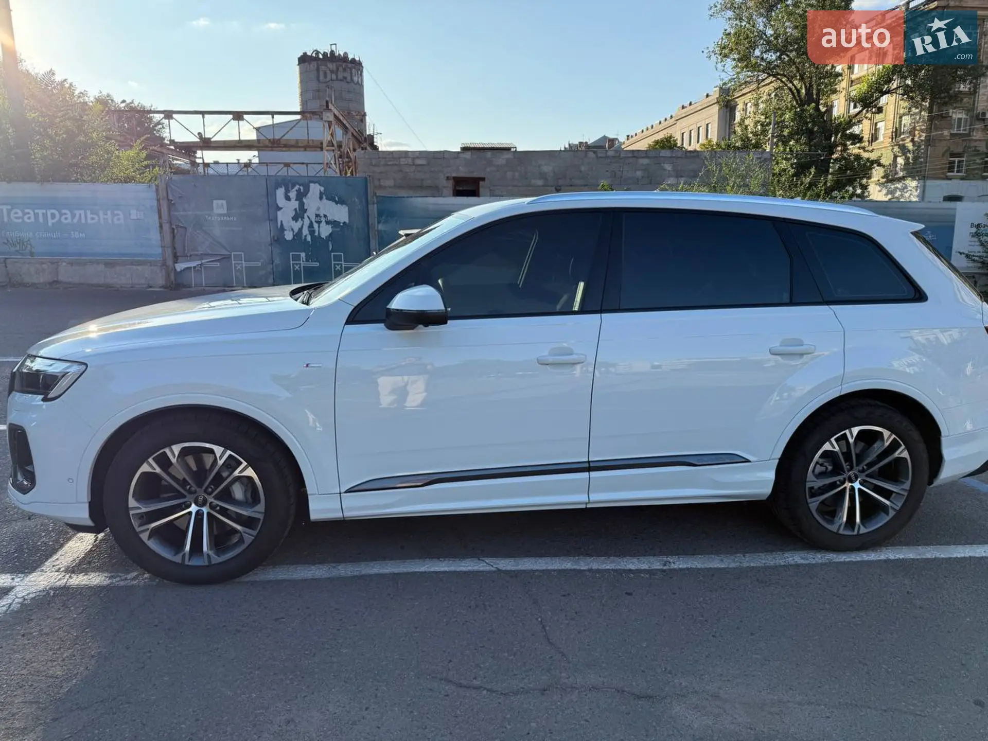 2025 Audi Q7 - мініатюра 3
