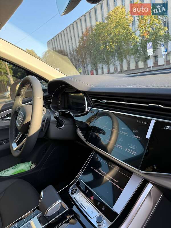 Внедорожник / Кроссовер Audi Q7 2025 в Киеве