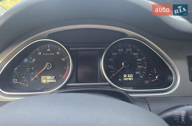 Внедорожник / Кроссовер Audi Q7 2013 в 