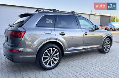 Внедорожник / Кроссовер Audi Q7 2019 в 