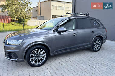 Внедорожник / Кроссовер Audi Q7 2019 в 