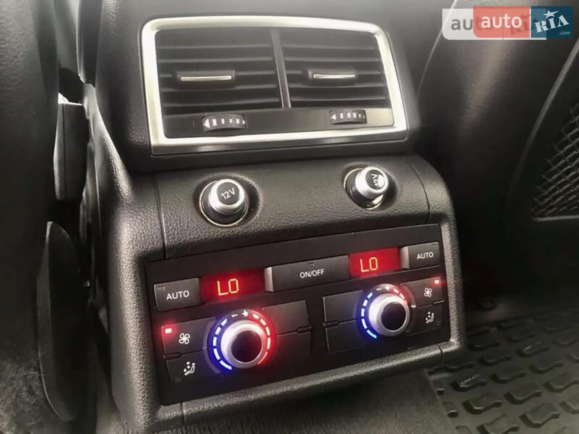 2011 Audi Q7 - мініатюра 11