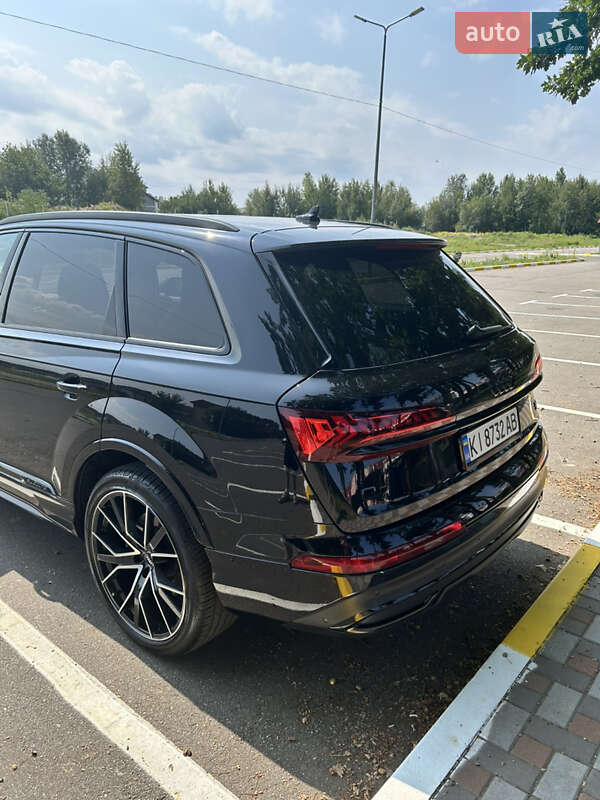 Внедорожник / Кроссовер Audi Q7 2020 в Петропавловской Борщаговке