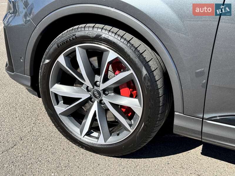 Внедорожник / Кроссовер Audi Q7 2021 в Киеве