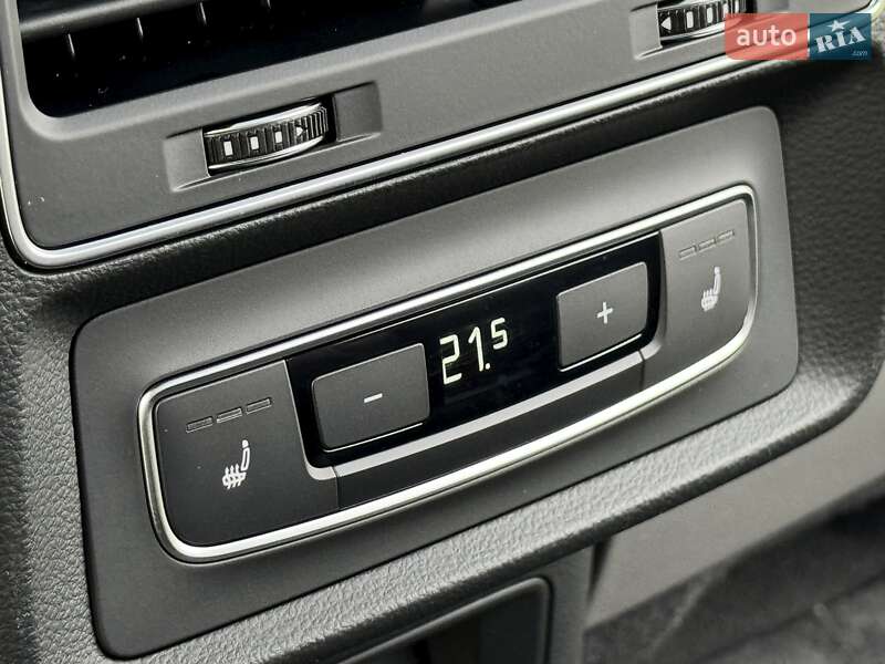 Внедорожник / Кроссовер Audi Q7 2021 в Киеве