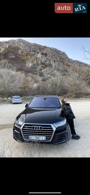 Audi Q7 2016