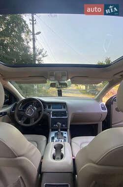 Внедорожник / Кроссовер Audi Q7 2006 в 
