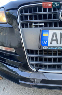 Внедорожник / Кроссовер Audi Q7 2007 в 