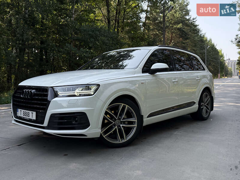 Внедорожник / Кроссовер Audi Q7 2017 в Хмельницком