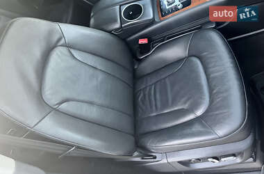 Позашляховик / Кросовер Audi Q7 2013 в 