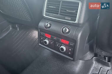 Позашляховик / Кросовер Audi Q7 2013 в 