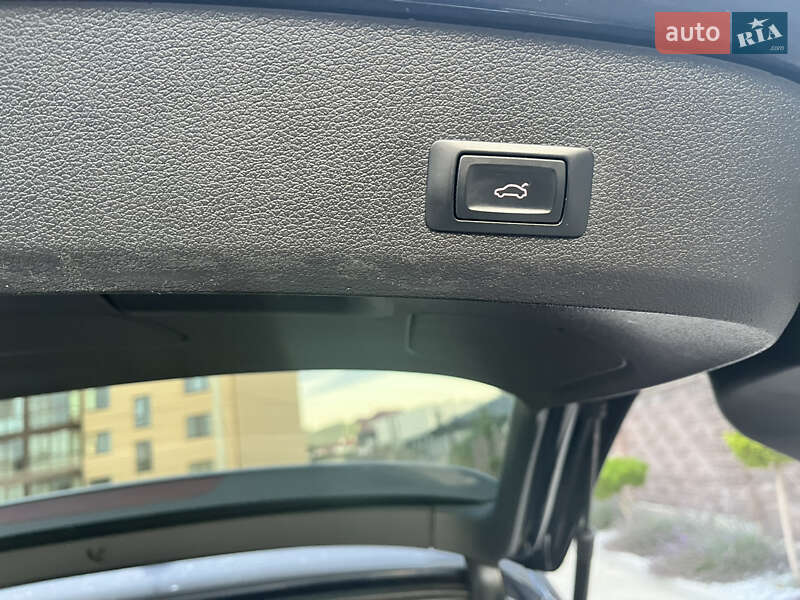 Позашляховик / Кросовер Audi Q7 2013 в Рівному