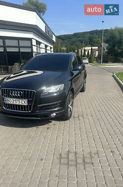 Внедорожник / Кроссовер Audi Q7 2010 в 