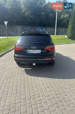 Внедорожник / Кроссовер Audi Q7 2010 в 