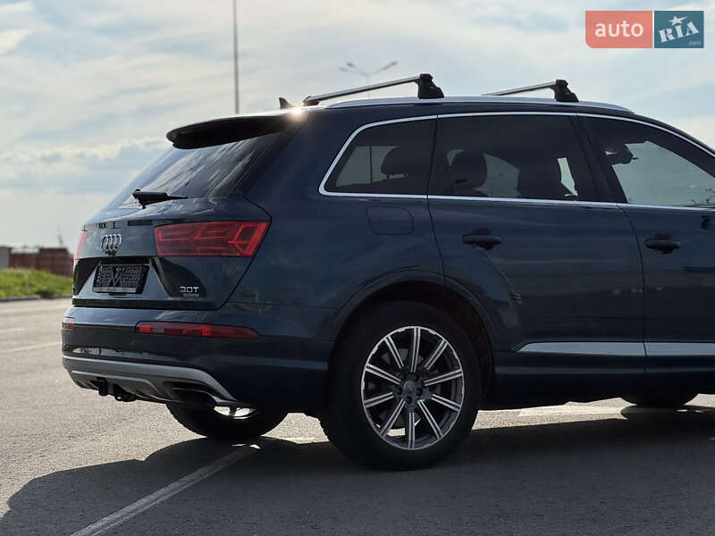 Внедорожник / Кроссовер Audi Q7 2017 в Львове