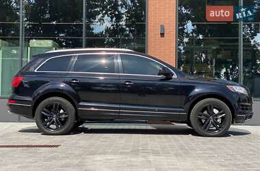 Внедорожник / Кроссовер Audi Q7 2013 в 