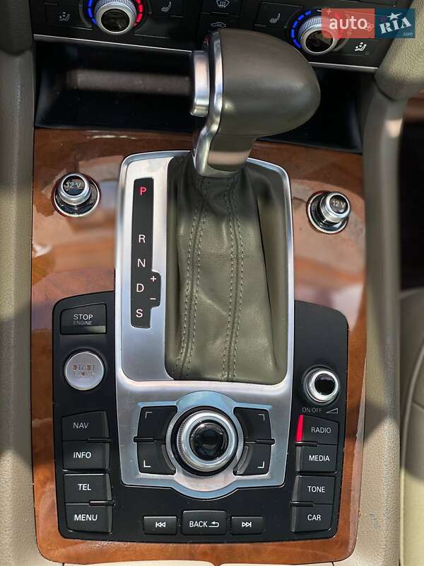 Внедорожник / Кроссовер Audi Q7 2013 в Киеве