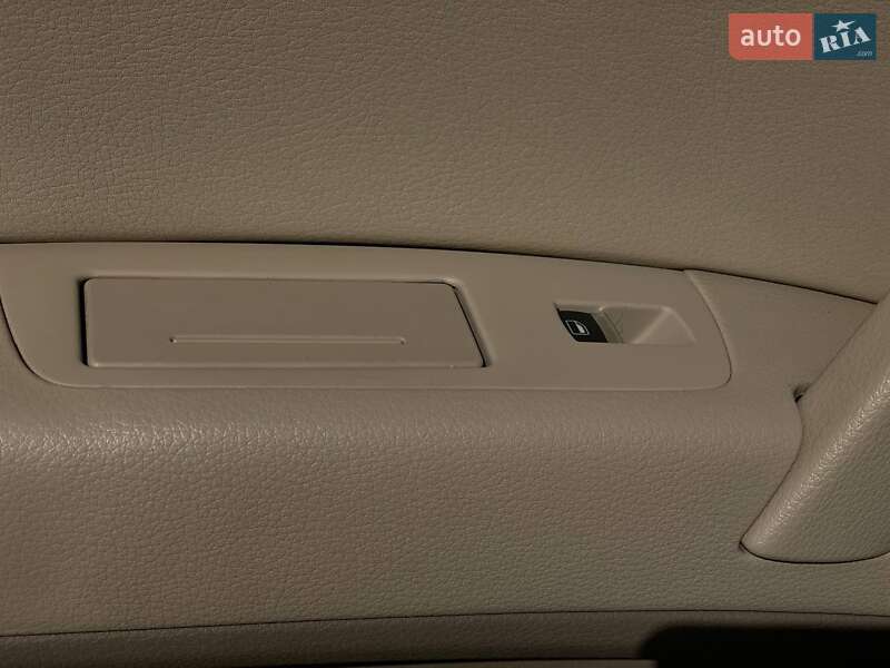 Внедорожник / Кроссовер Audi Q7 2013 в Киеве