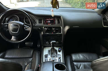Внедорожник / Кроссовер Audi Q7 2007 в 