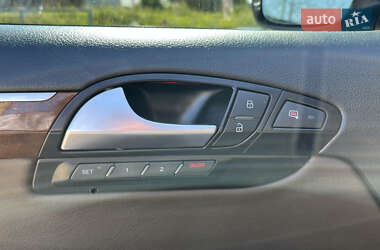 Внедорожник / Кроссовер Audi Q7 2012 в 