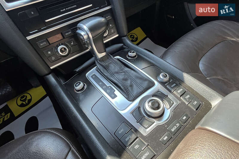Позашляховик / Кросовер Audi Q7 2012 в Стрию