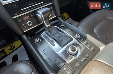 Внедорожник / Кроссовер Audi Q7 2012 в 