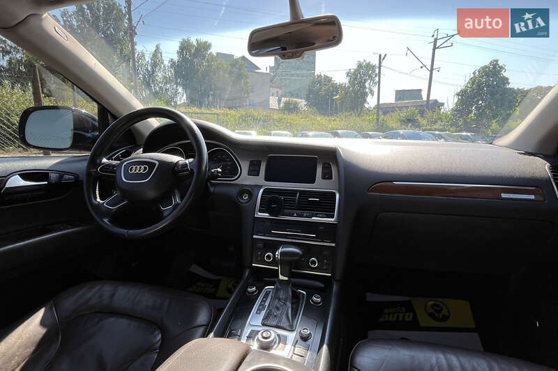 Позашляховик / Кросовер Audi Q7 2012 в Стрию