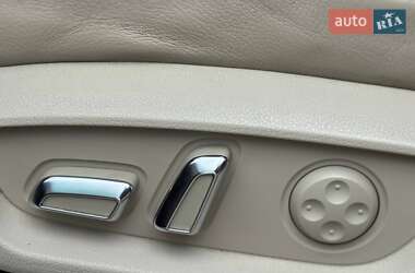 Внедорожник / Кроссовер Audi Q7 2011 в 