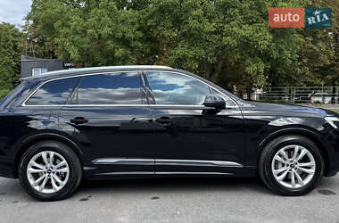 Внедорожник / Кроссовер Audi Q7 2025 в 