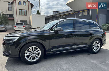 Внедорожник / Кроссовер Audi Q7 2025 в 