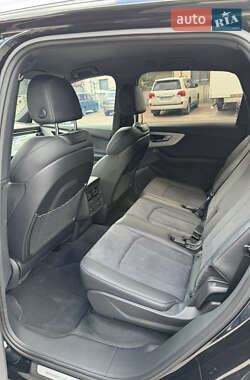 Внедорожник / Кроссовер Audi Q7 2025 в 
