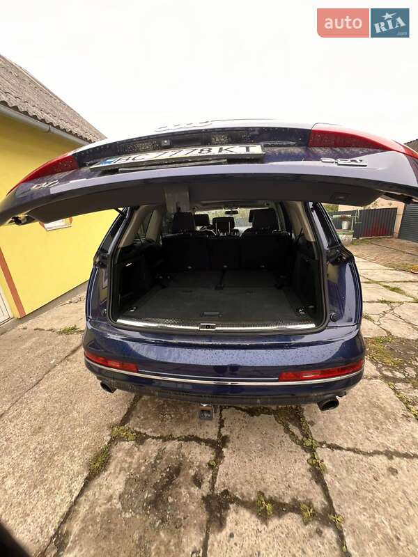 Позашляховик / Кросовер Audi Q7 2015 в Миколаєві