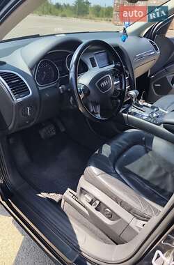 Внедорожник / Кроссовер Audi Q7 2014 в 