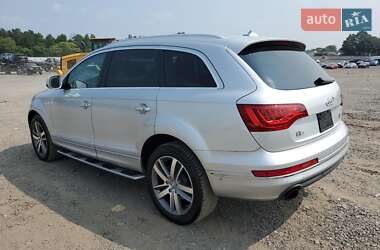 Внедорожник / Кроссовер Audi Q7 2015 в 