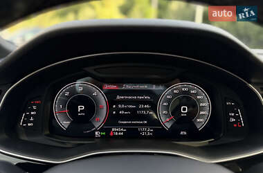 Внедорожник / Кроссовер Audi Q7 2021 в 