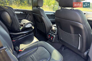 Внедорожник / Кроссовер Audi Q7 2014 в 