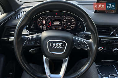 Внедорожник / Кроссовер Audi Q7 2016 в Ровно