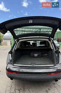 Внедорожник / Кроссовер Audi Q7 2008 в 