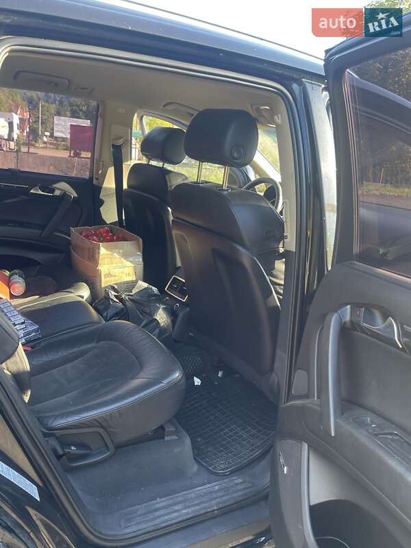 Позашляховик / Кросовер Audi Q7 2006 в Тячеві