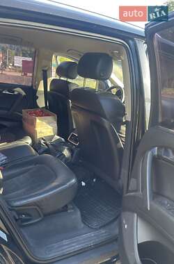 Позашляховик / Кросовер Audi Q7 2006 в 
