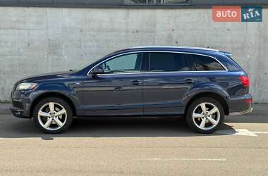 Внедорожник / Кроссовер Audi Q7 2013 в 